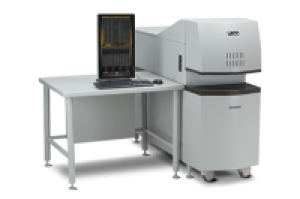 Spektrometr z jarzeniowym źródłem wzbudzenia GDS900